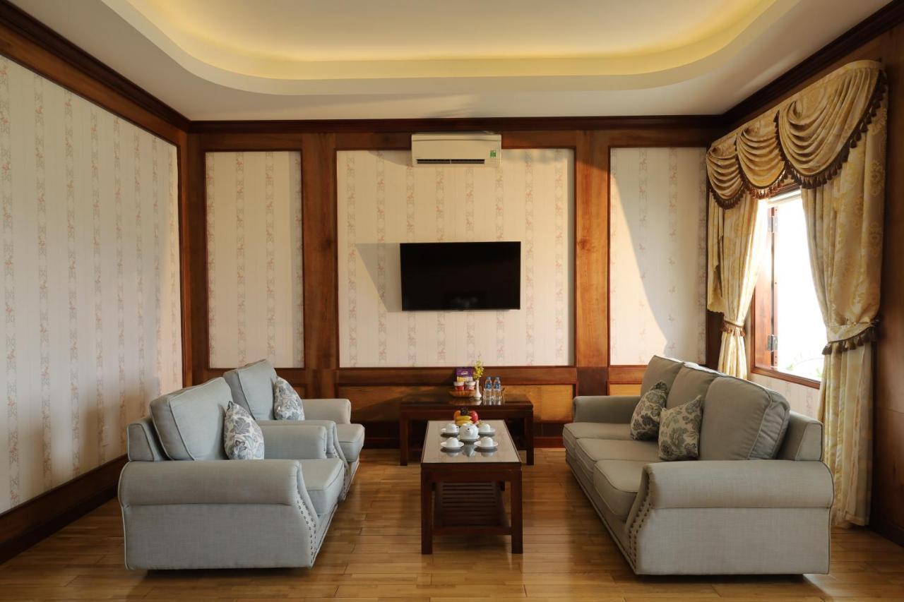 Pleiku Hotel Экстерьер фото